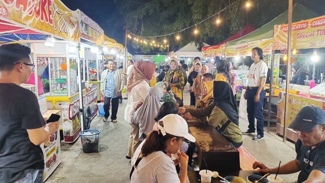 Menilik Suasana Food Corner Sampuraga Lama, Pusat Kuliner Baru di Pangkalan Bun
