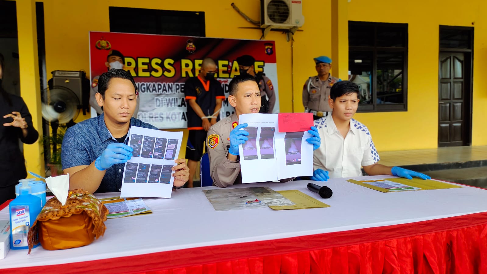 Sebarkan Video Mesum Pacar lewat Medsos, Pemuda Ini Dilaporkan ke Polisi