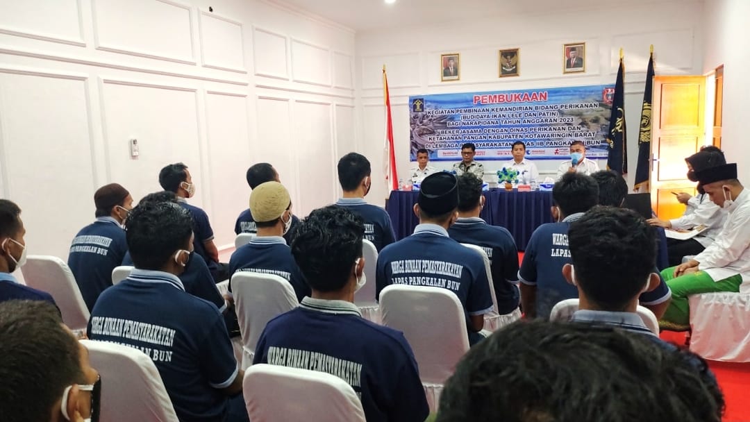 Lapas Pangkalan Bun Berikan Pelatihan Budidaya Ikan Lele dan Patin untuk Warga Binaan