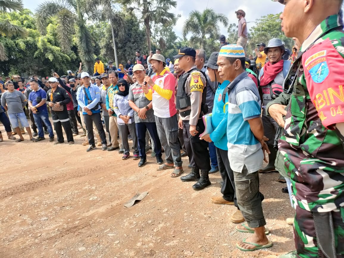 Ratusan Masyarakat Arut Utara Unjuk Rasa Tuntut 20 Persen Plasma PT BJAP 2