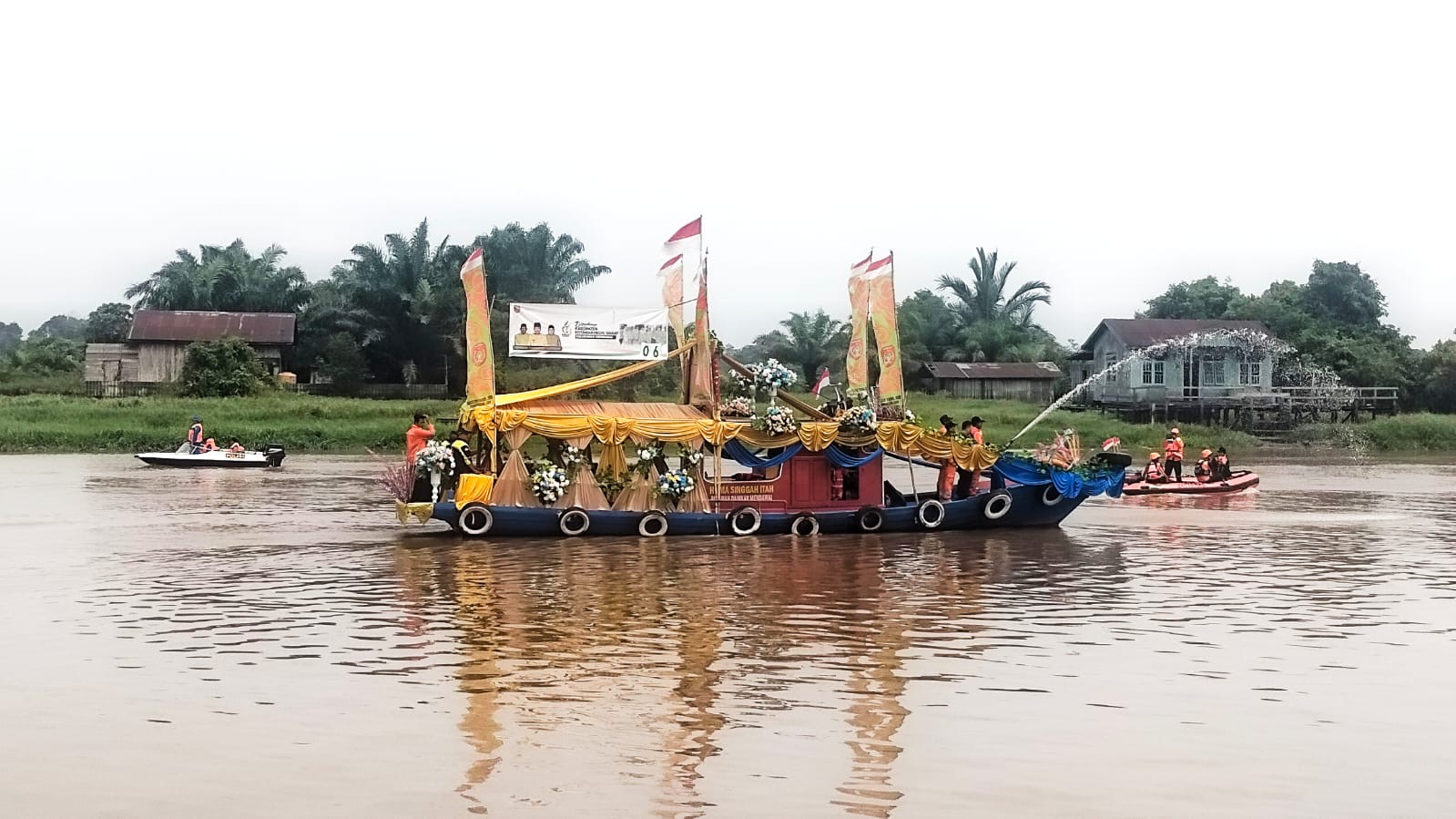 Kelotok Hias Kelurahan Mendawai Usung Konsep Pemadaman Kebakaran