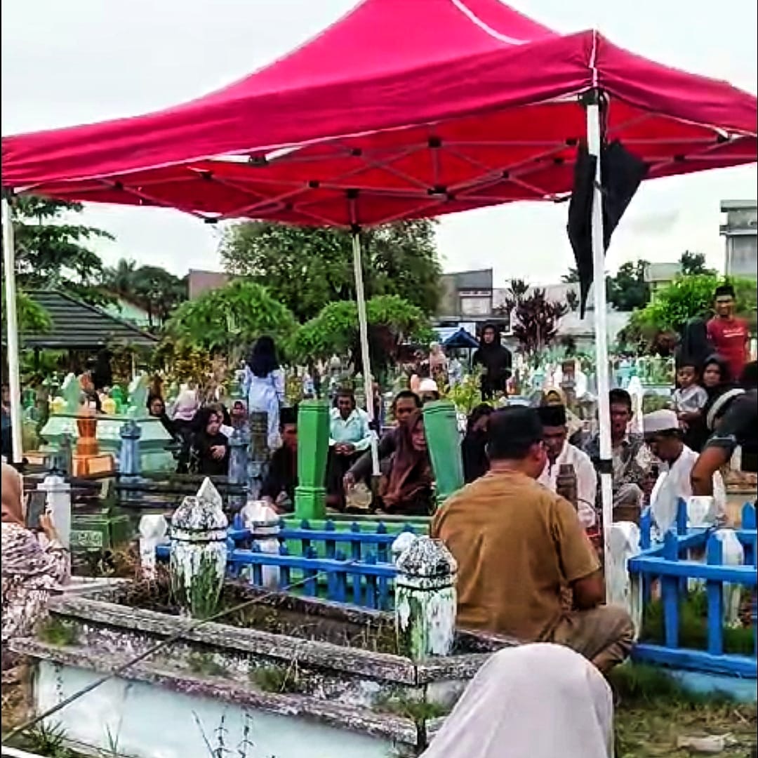 Suasana Haru Warnai Pemakaman Habil, Korban Terkaman Buaya di Sungai Arut