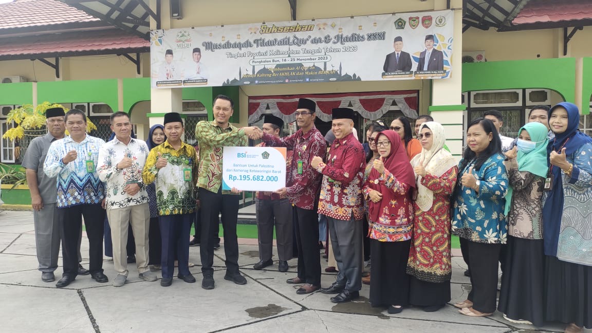 Kemenag Kobar Salurkan Donasi Sebesar Rp 195 Juta untuk Palestina