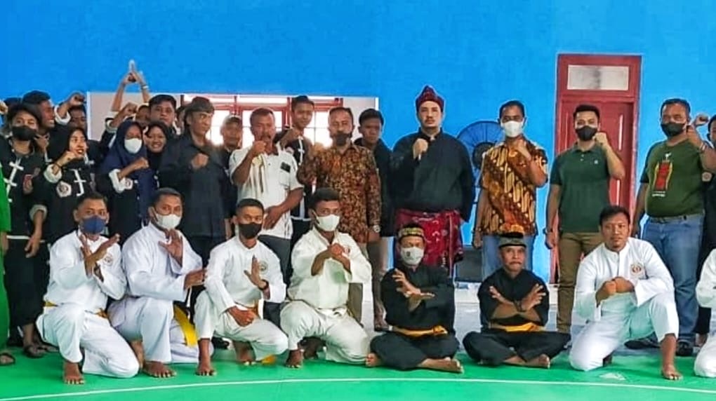 Ketua IPSI Kobar Ajak Remaja Putra dan Putri Kobar Gabung Silat
