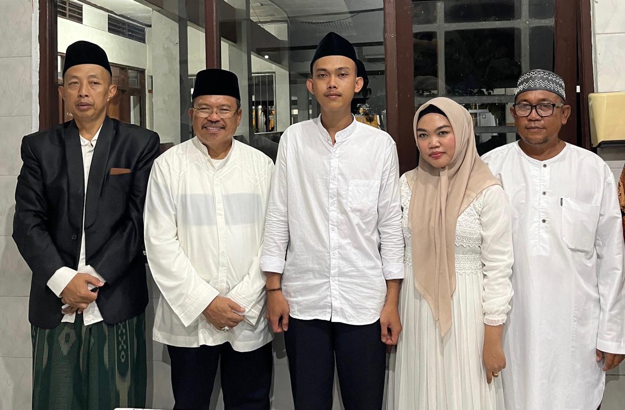 Pasangan Ini Nikah di RSUD, Sekda Kalteng Nuryakin Jadi Saksi