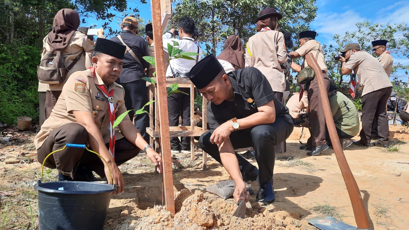 Wakil Ketua DPRD Kobar Hadiri Pembukaan Kemah Besar Pramuka 2024