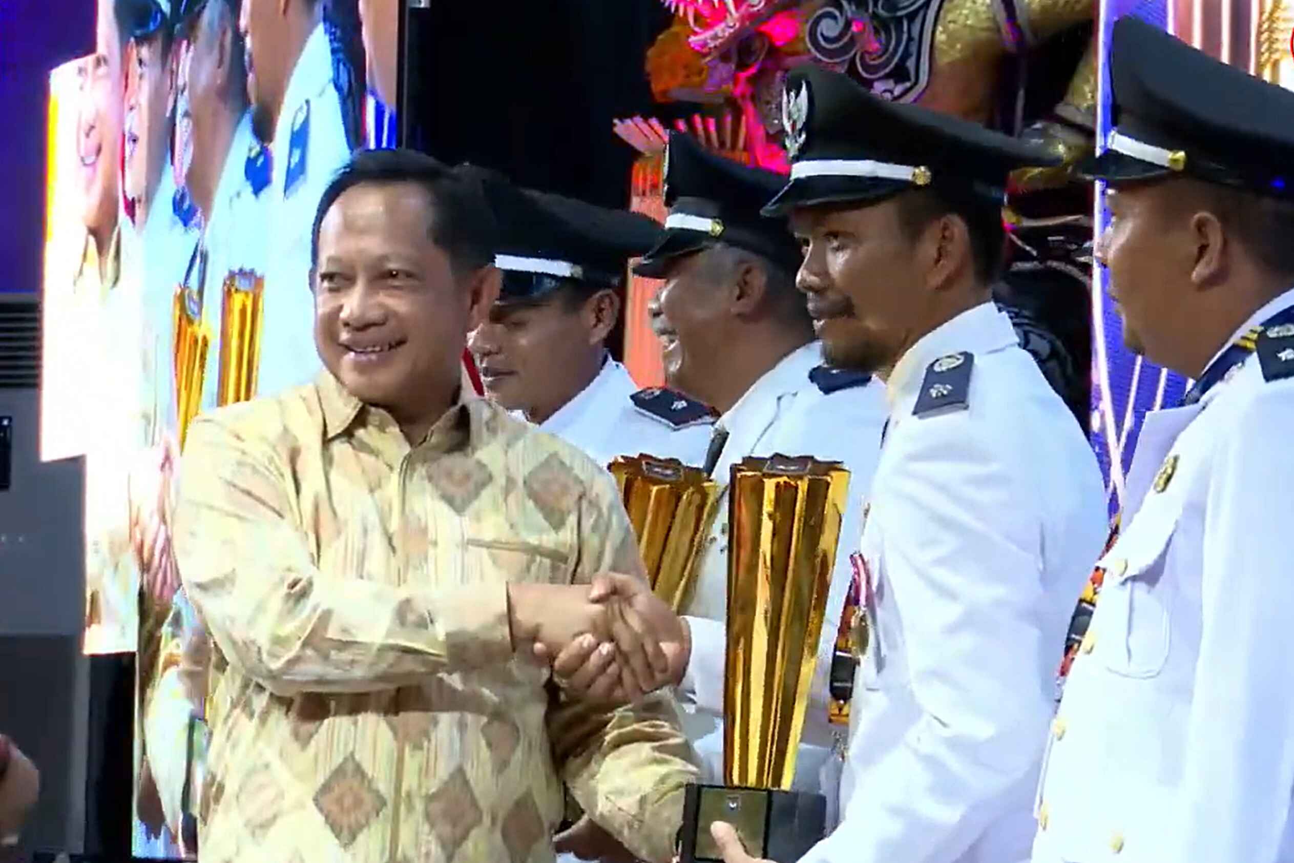 Desa Sabuai Raih Juara I Lomba Desa di Tingkat Nasional Regional III