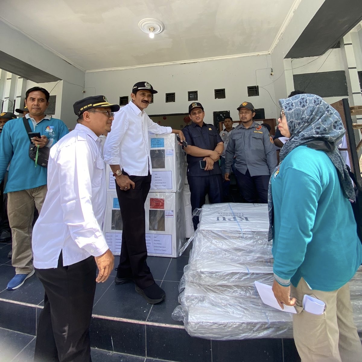Pastikan Lancar, DPRD Kobar Monitoring Pendistribusian Logistik Pilkada Serentak 2024