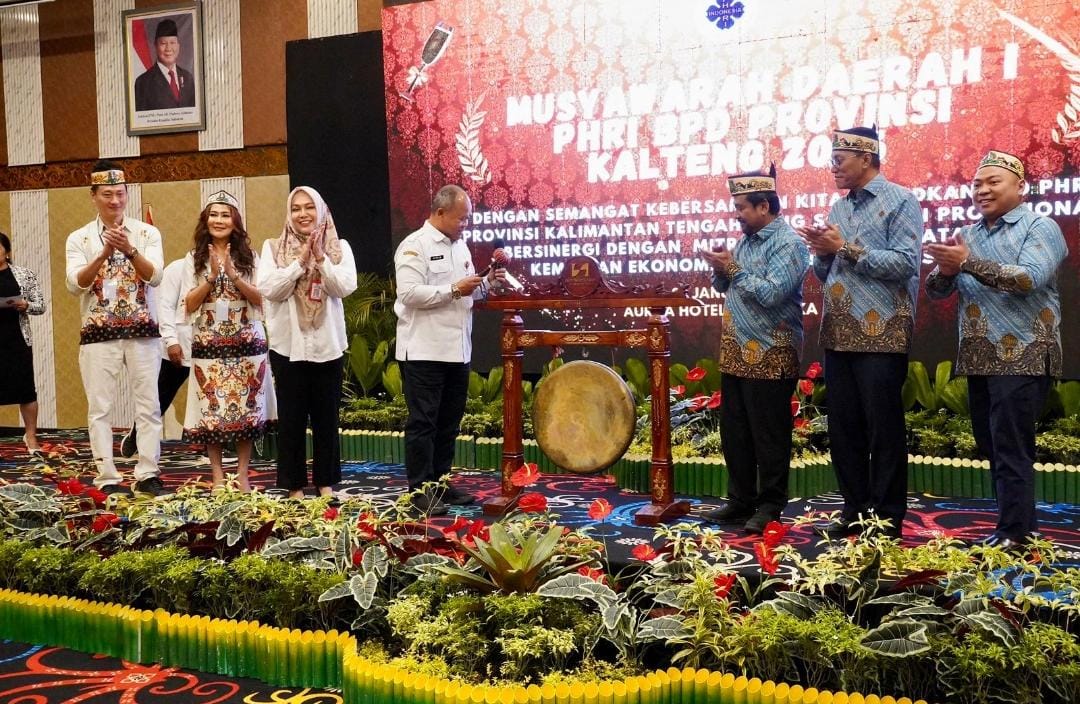 Plh Asisten Pemkesra Maskur Buka Musda I PHRI Provinsi Kalteng Tahun 2025