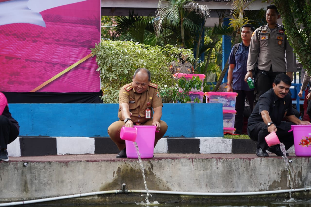 Plh Asisten Pemkesra Maskur Hadiri Launching Penguatan Program Pekarangan Pangan Lestari Tahun 2025