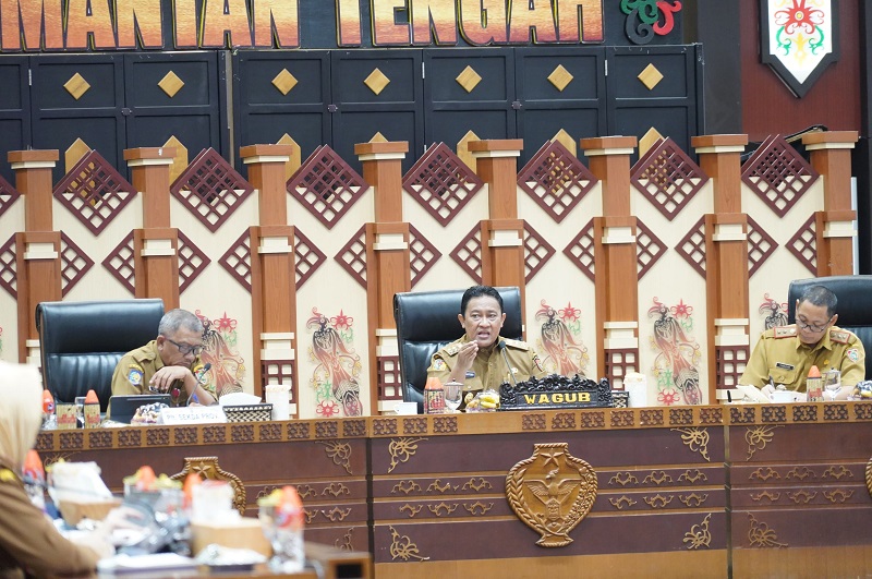 Pimpin Rapat dengan Pejabat JPT Pratama, Wagub Edy Pratowo Diskusikan Implementasi Visi Misi Gubernur Kalteng