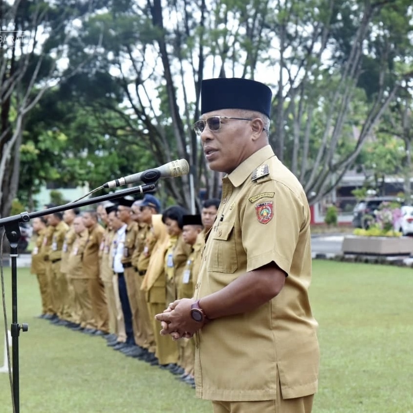 Hari Pertama Ngantor, Wakil Bupati Kobar Suyanto Tekankan Inovasi dan Digitalisasi dalam Pelayanan Publik