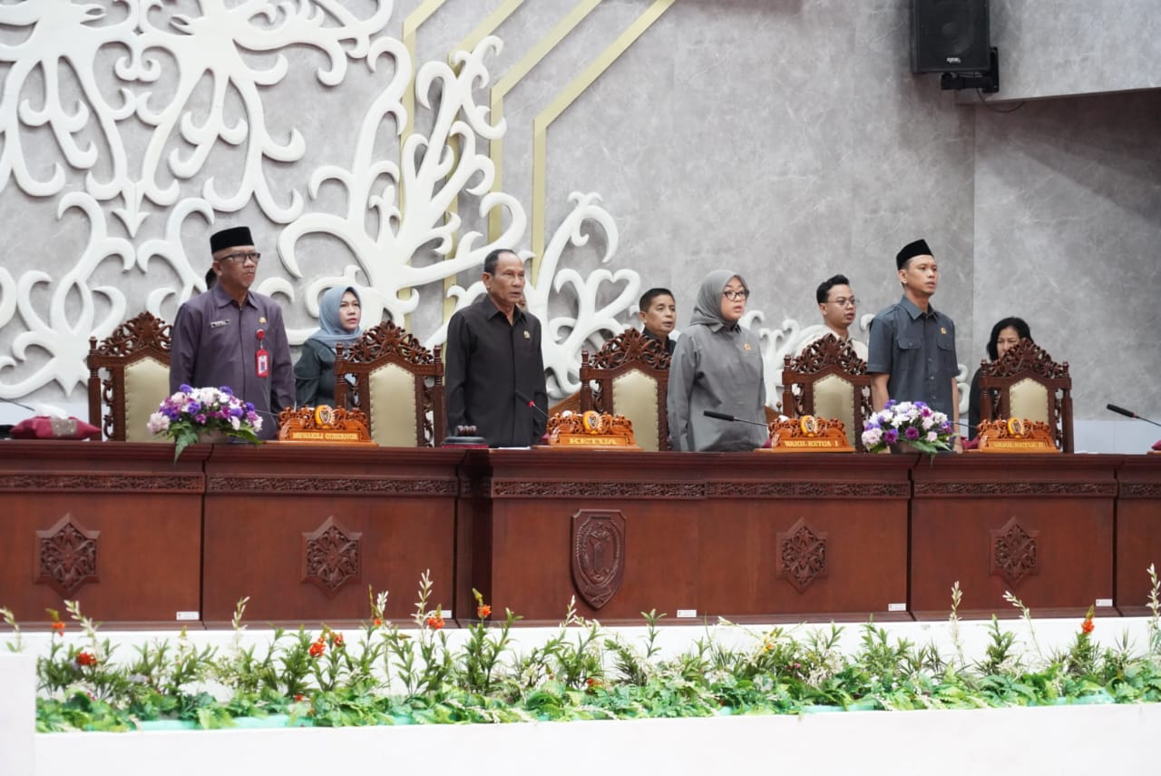 Mewakili Gubernur, Plt Sekda M Katma F Dirun Hadiri Rapat Paripurna ke-6 Masa Persidangan II Tahun 2025