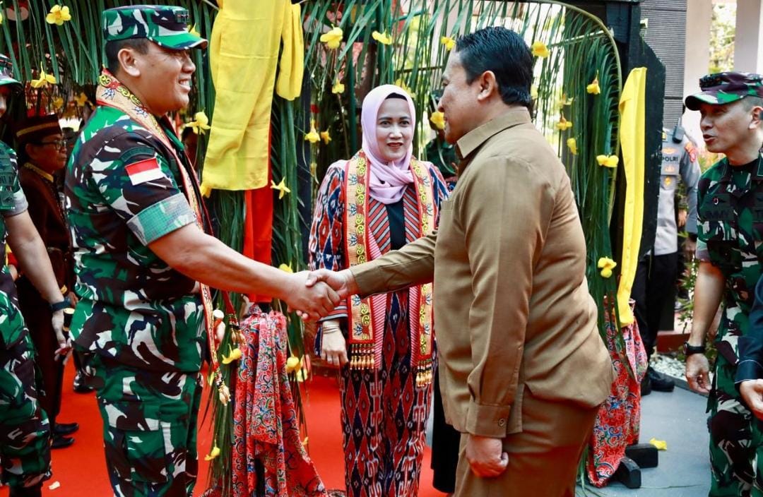 Wagub Edy Pratowo Sambut Kedatangan Panglima Kodam XII/Tanjungpura di Palangka Raya