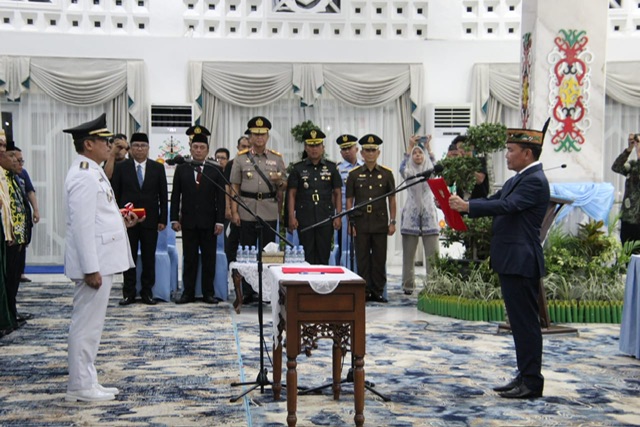 Lantik Pj. Bupati Barito Utara, Gubernur Agustiar Sabran Tekankan Percepatan Pembangunan