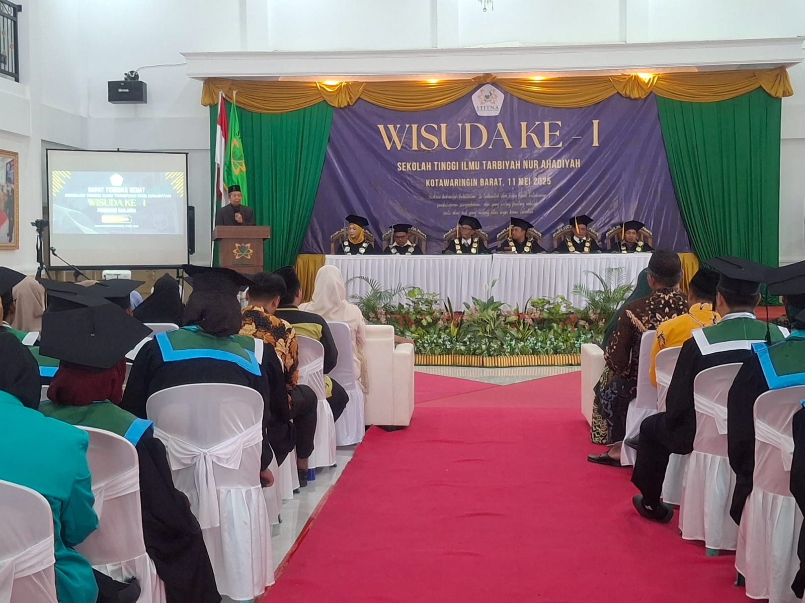 STIT Nur Ahadiyah Kobar Gelar Wisuda Perdana, Cetak Lulusan Siap Mengabdi untuk Umat