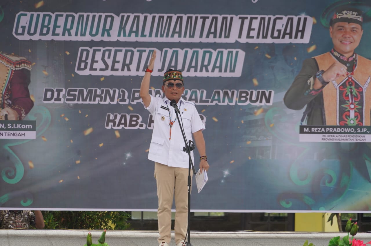 Jelang Iduladha 1446 H, Gubernur Kalteng Salurkan 600 Ekor Sapi Kurban dan Buka Pasar Murah di Pangkalan Bun