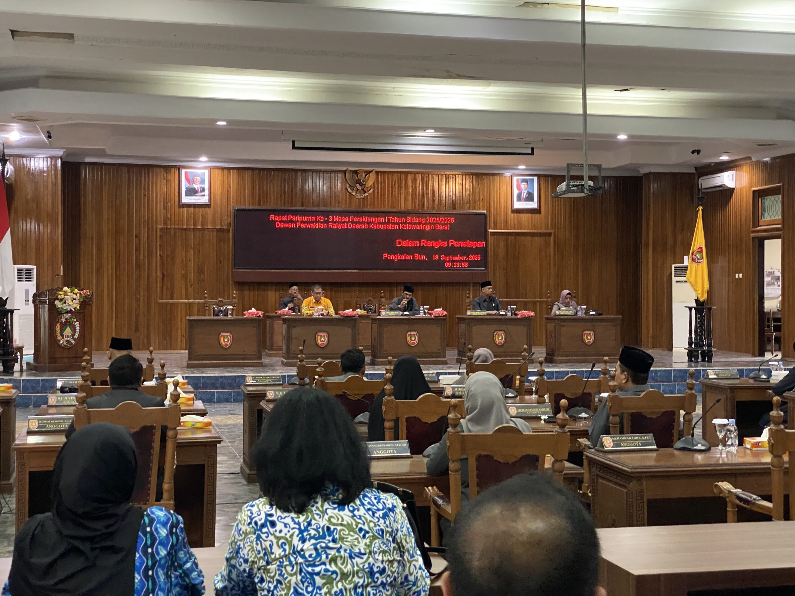 DPRD Kobar Tetapkan 15 Raperda Prioritas Tahun 2026, Salah Satunya Pengaturan Kos dan Barakan