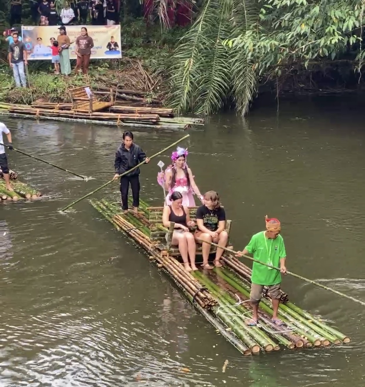 Delang Hili Lanting Ecofest 2025 Tarik Perhatian Wisatawan Mancanegara di Lamandau