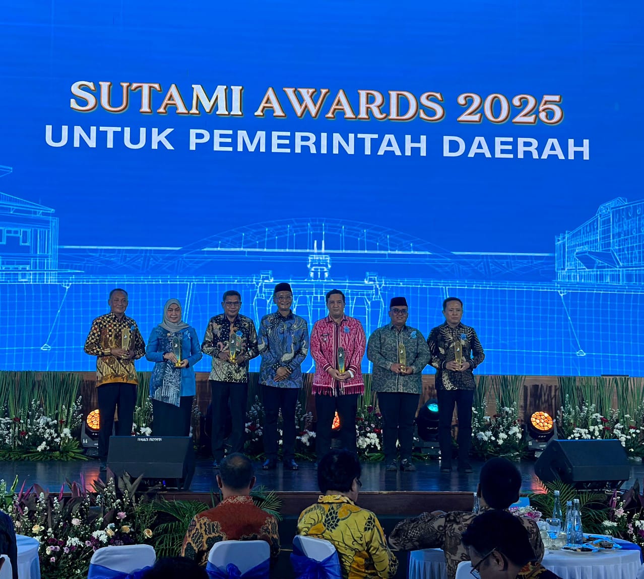 Lamandau Raih Peringkat Pertama Nasional, Terima Sutami Award 2025 Kategori Penyelenggaraan Jalan Terbaik