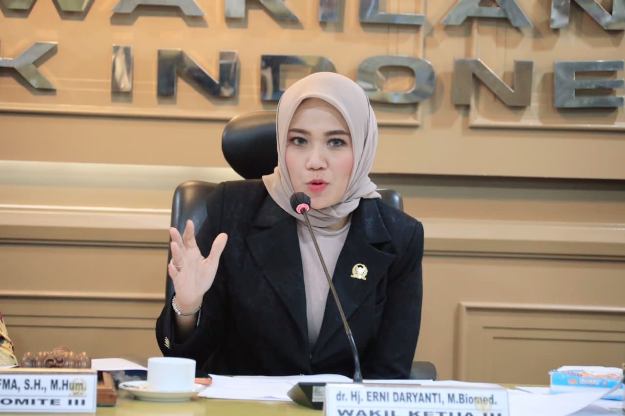 Kecam Kekerasan Siswa terhadap Guru, dr Erni Daryanti Desak UU Perlindungan Guru Segera Disahkan