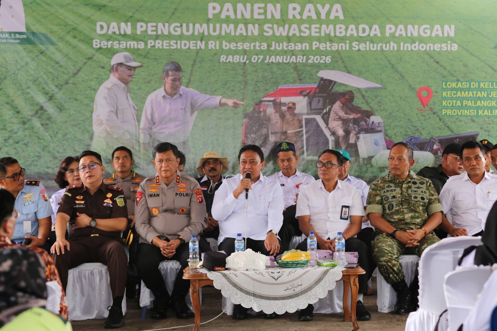 Ikuti Panen Raya Bersama Presiden, Wagub Edy Pratowo Tegaskan Komitmen Kalteng di Sektor Pertanian