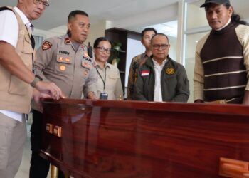 Kisah di Balik Tragedi Kebakaran Apartemen Hong Kong