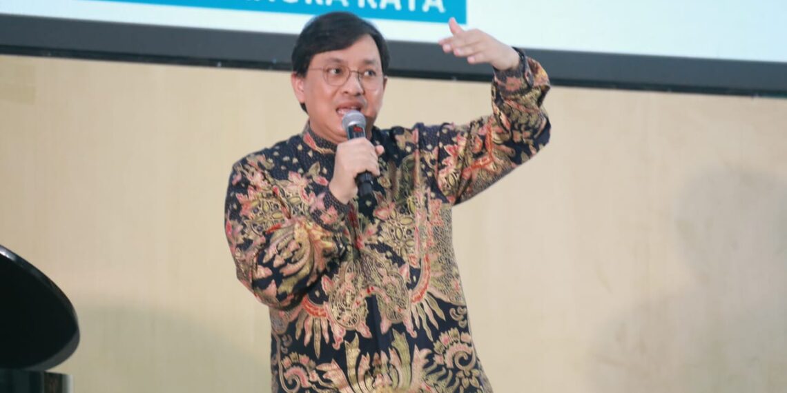 Mahasiswa UIN Palangka Raya Didorong Jadi Motor Ekonomi Kreatif, Stafsus Presiden Yovie Widianto Beri Kuliah Umum
