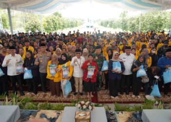 Gubernur Kalteng Buka Pasar Murah Ramadan untuk Mahasiswa, 3.000 Paket Sembako Digratiskan