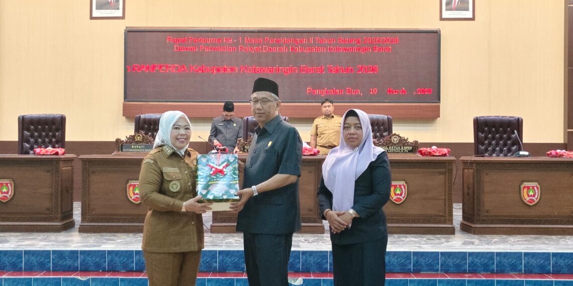 DPRD Kobar Gelar Paripurna Penyampaian LKPJ Bupati 2025 dan 2 Ranperda