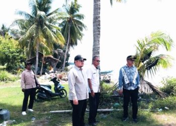 Komisi C DPRD Kobar Turun Langsung Monitoring Pesisir Teluk Bogam–Bakau
