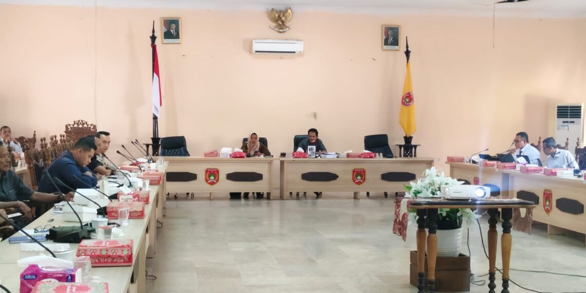 DPRD Kobar Bahas LKPJ APBD 2025, Soroti Kinerja dan Kendala Program