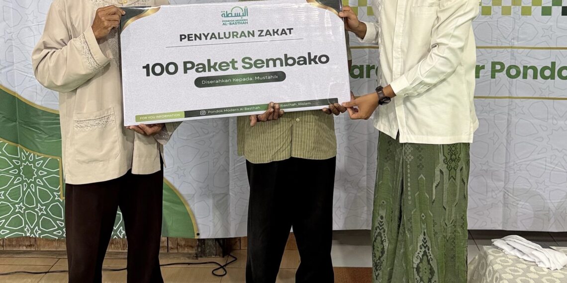 Al Basthah Gelar Doa Bersama Hari Arafah dan Salurkan Ratusan Paket Zakat untuk Masyarakat
