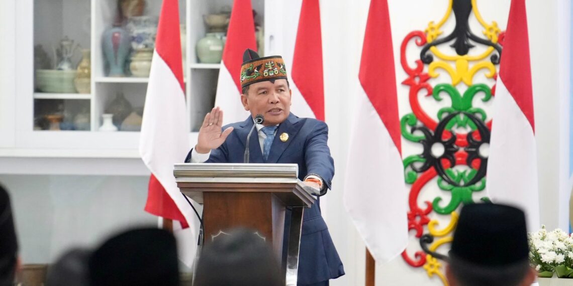 Gubernur Kalteng Lantik Enam Pejabat Tinggi Pratama, Tekankan Amanah Jabatan dan Penguatan Kinerja Birokrasi