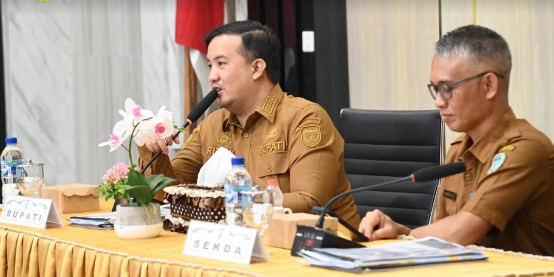Bupati Lamandau Minta Camat Tuntaskan Sengketa Lahan di Tingkat Kecamatan