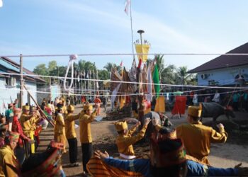 Gubernur Agustiar Sabran Hadiri Puncak Ritual Tiwah Keluarga Besar Upun Gawi di Palangka Raya