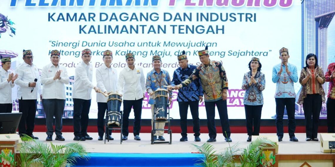 Gubernur Hadiri Pelantikan Pengurus KADIN Kalteng, Dorong Sinergi Bangun Ekonomi Daerah
