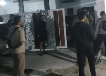 Pemilik Kontrakan dan Ketua RT Buka Suara Soal Penggerebekan yang Viral di Pangkalan Bun