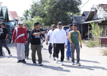 Bupati Sukamara Gerak Cepat Atasi Krisis Air Bersih di Kuala Jelai, Siapkan Tangki Air hingga Percepatan PDAM