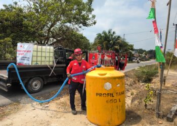 Krisis Air Bersih di Bungur, Hampir Dua Pekan PMI Kobar Distribusikan Air Dua Shif