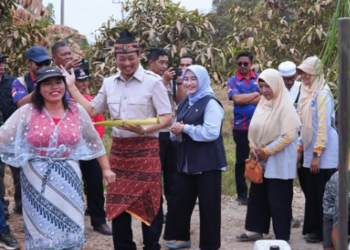Bupati Masduki Hadiri Ritual Adat Menuba Meminta Hujan di Desa Jihing