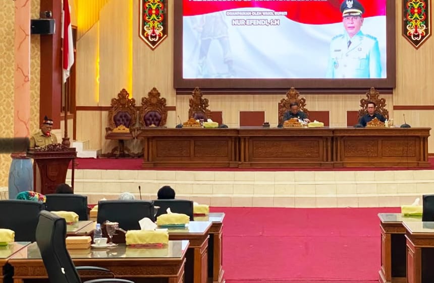 Wakil Bupati Nur Efendi Hadiri Rapat Paripurna DPRD Sukamara Bahas Pertanggungjawaban APBD 2025