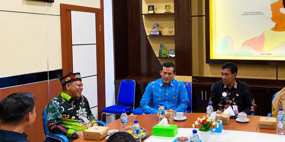 Wakil Bupati Nur Efendi Bahas Percepatan Penurunan Stunting Bersama Kemendukbangga/BKKBN