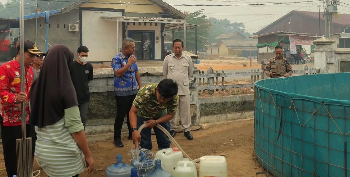 Pemkab Sukamara Salurkan Air Bersih Gratis untuk Warga Desa Laman Baru
