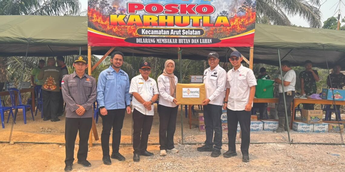 Bank Marunting Hadir Beri Dukungan bagi Petugas yang Berjibaku Tangani Karhutla