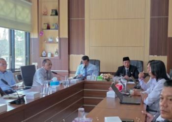 Bupati Sukamara Perkuat Koordinasi dengan PLN untuk Pemerataan Layanan Listrik