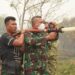 Kasdam XXII/TB Turun Langsung Penanganan Karhutla di KM 21 Palangka Raya