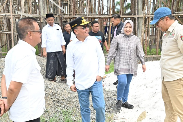 Pendidikan dan Pariwisata Jadi Skala Prioritas, Gubernur Kalteng Tinjau TPA dan Objek Wisata di Desa Kumpai Batu Atas