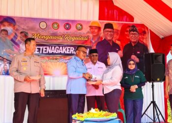Dewan Kobar Minta Perusahaan Penuhi Hak Buruh Sesuai Undang – Undang