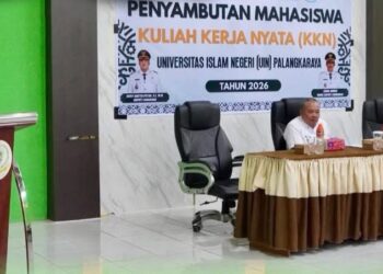 Mahasiswa KKN UIN Palangka Raya Diminta Bangun Komunikasi Baik dengan Masyarakat Lamandau